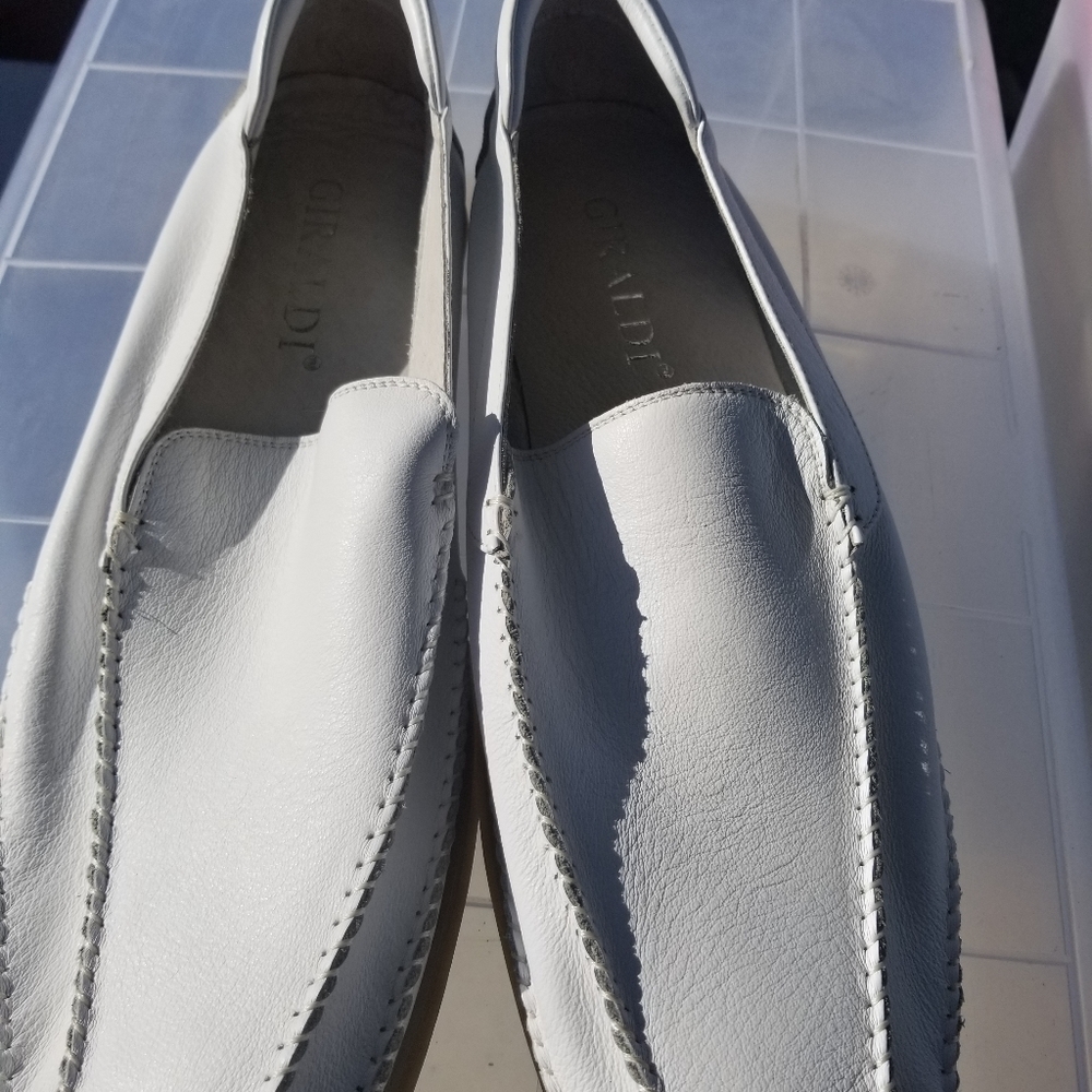 White men leather loafer